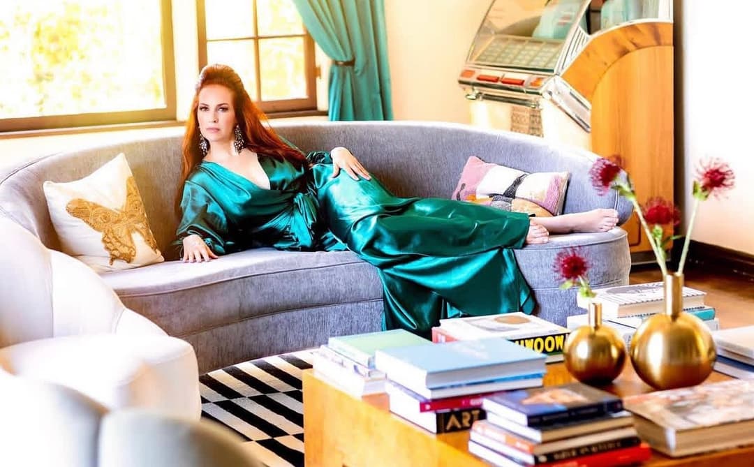 Voice Actress Spank Bank - Grey Delisle Griffin