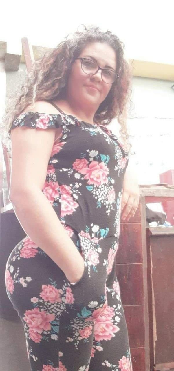 Latina madura hermosa con tremendo culazo perfecto rico