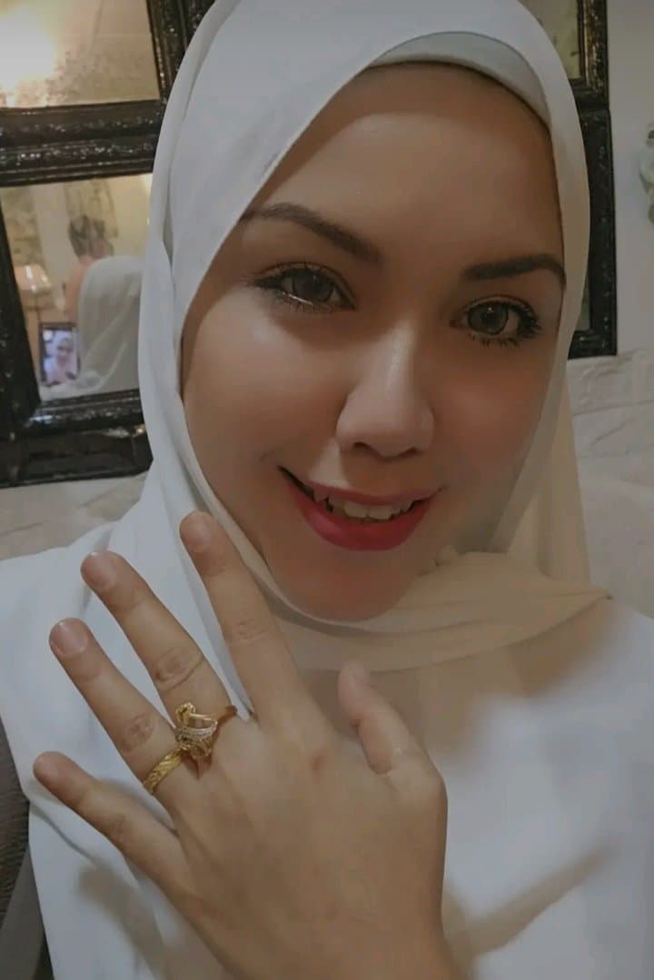 Click to view full size Lyanaratuspa leaked video melayu tetek besar padu