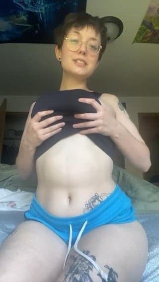 White Pawg short hair Tomboy Dyke Saturnine.