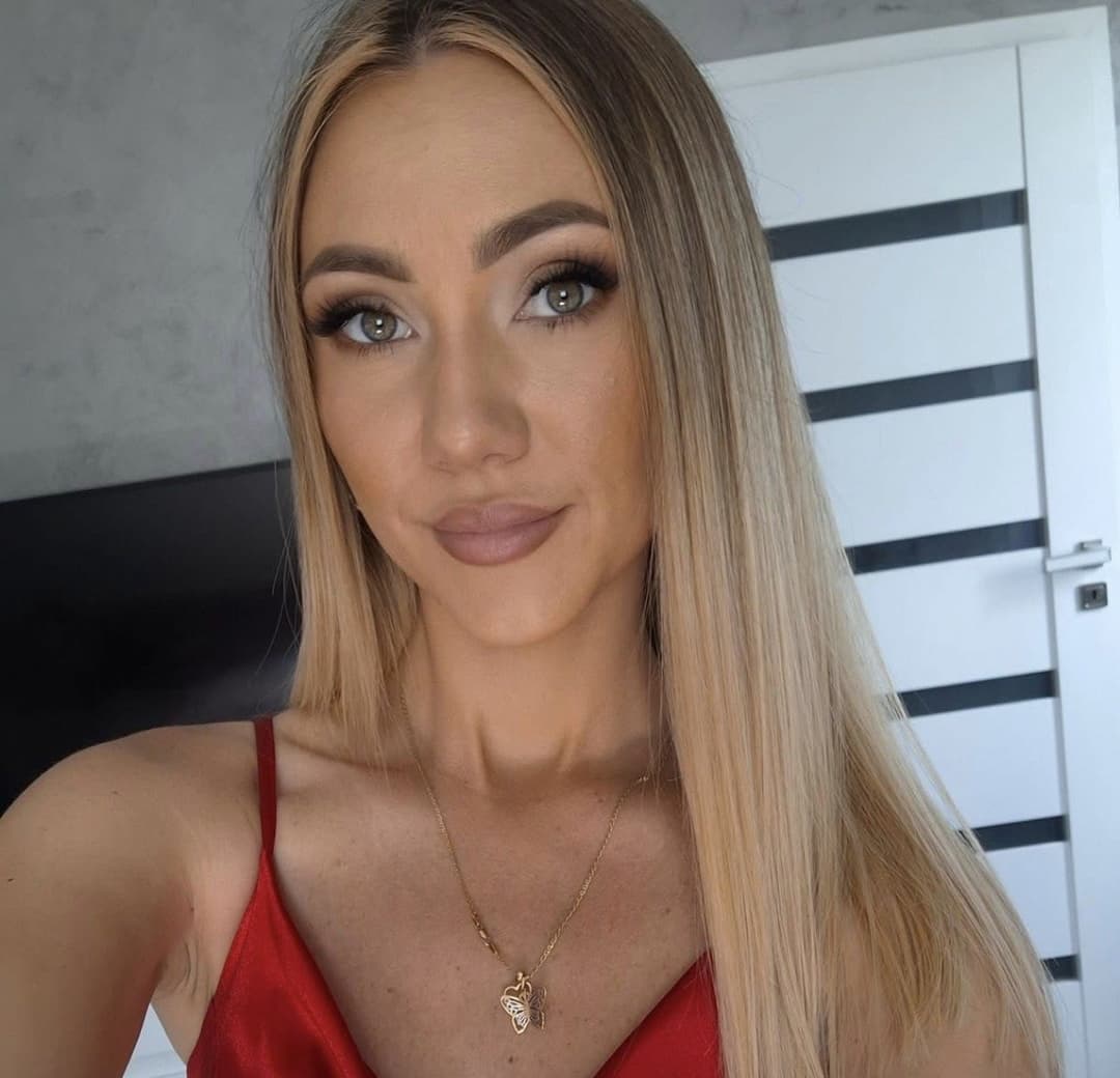 Telegram slut loves exposing herself like a dirty slut. Telegram - yyopaq1