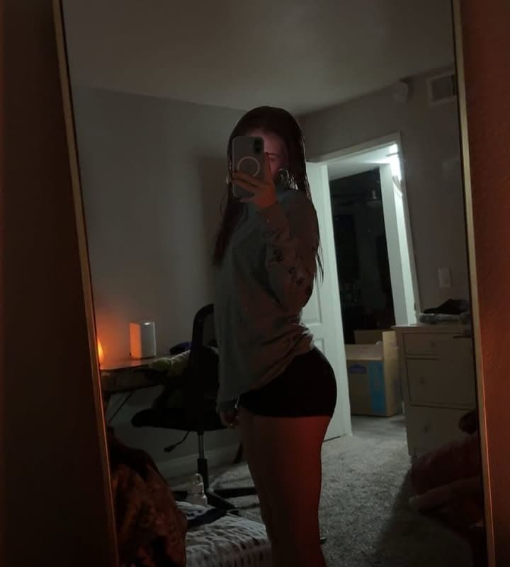 Big ass fits her body so nicely
