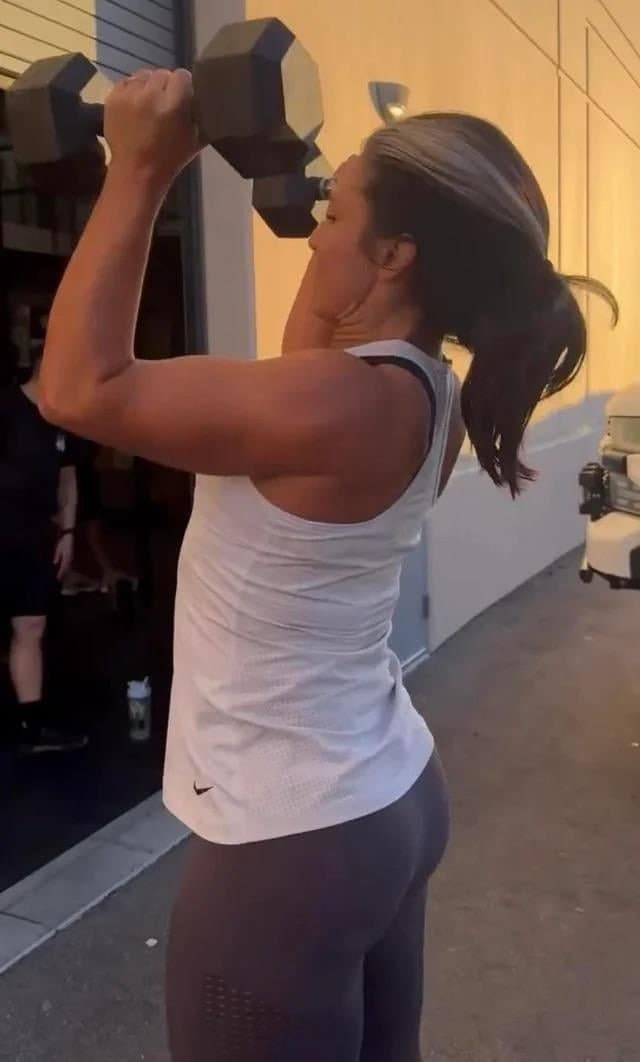 Tulsi Gabbard AI Nudes (Director of National Intelligence)