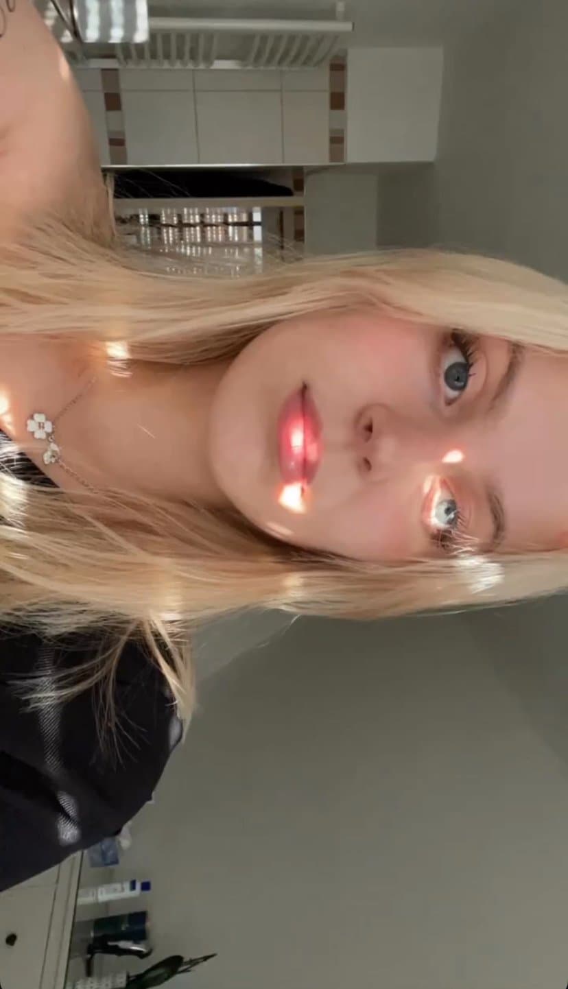 Hot german teen whore Leonie P. | Geile deutsche teen Hure Leonie P.