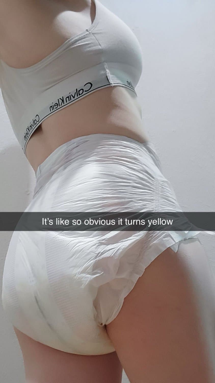 Click to view full size Blonde smoke show secretly wears diapers!