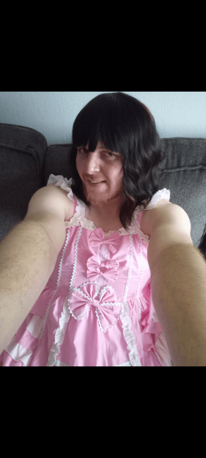 Sissy Derek chew Fenton Michigan