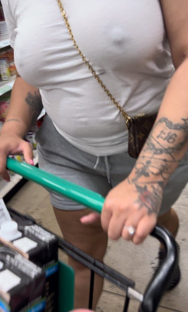 Thick Puerto Rican With Pokies