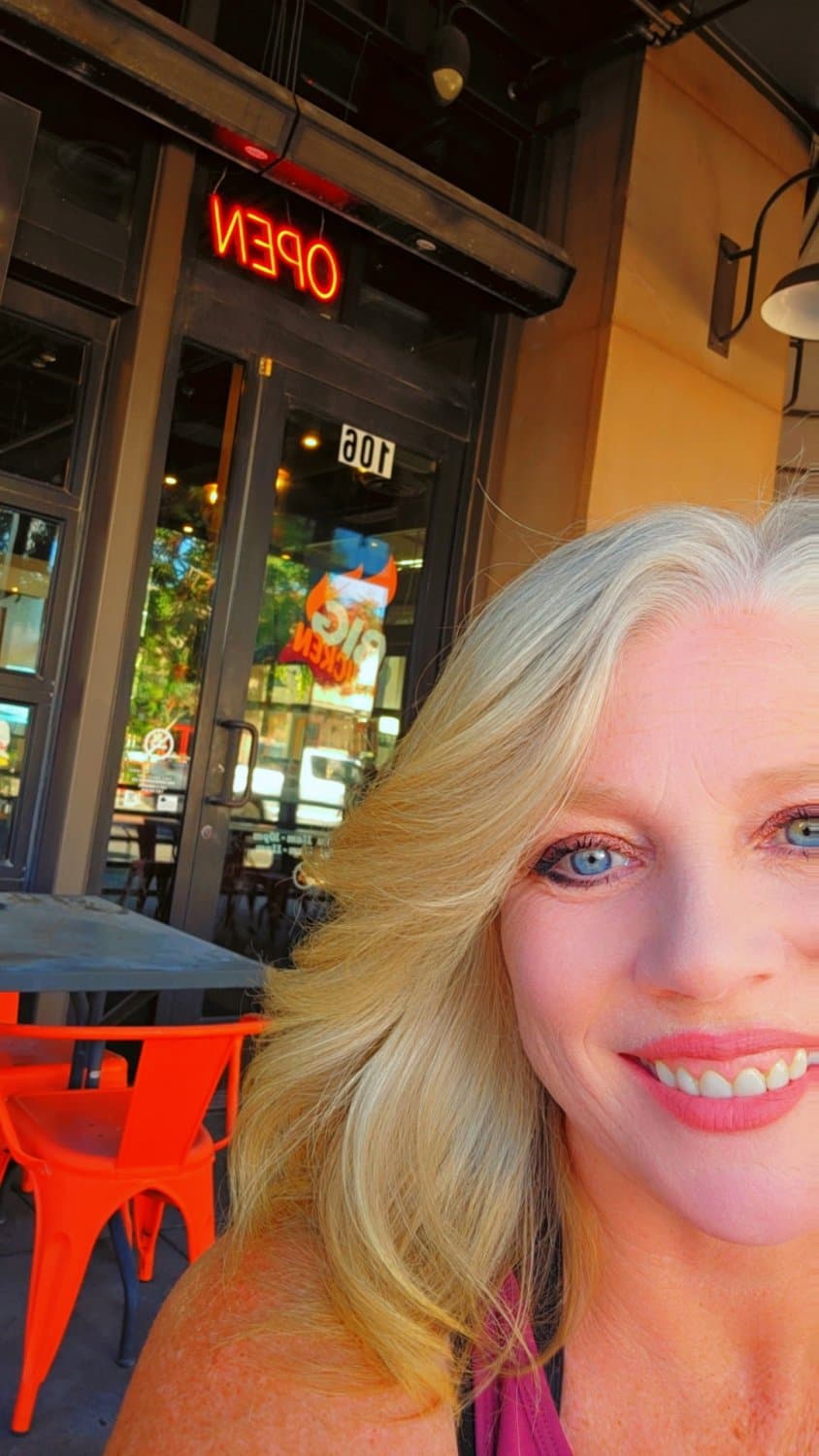 Miss  Griffith dentist  big Tits BLOWJOBS Cum swallowing casa grand slut wife Christine