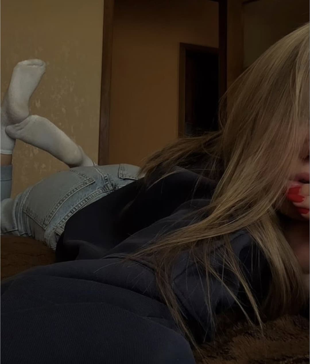 Do my followers enjoy the sock content or do they want more barefeet?