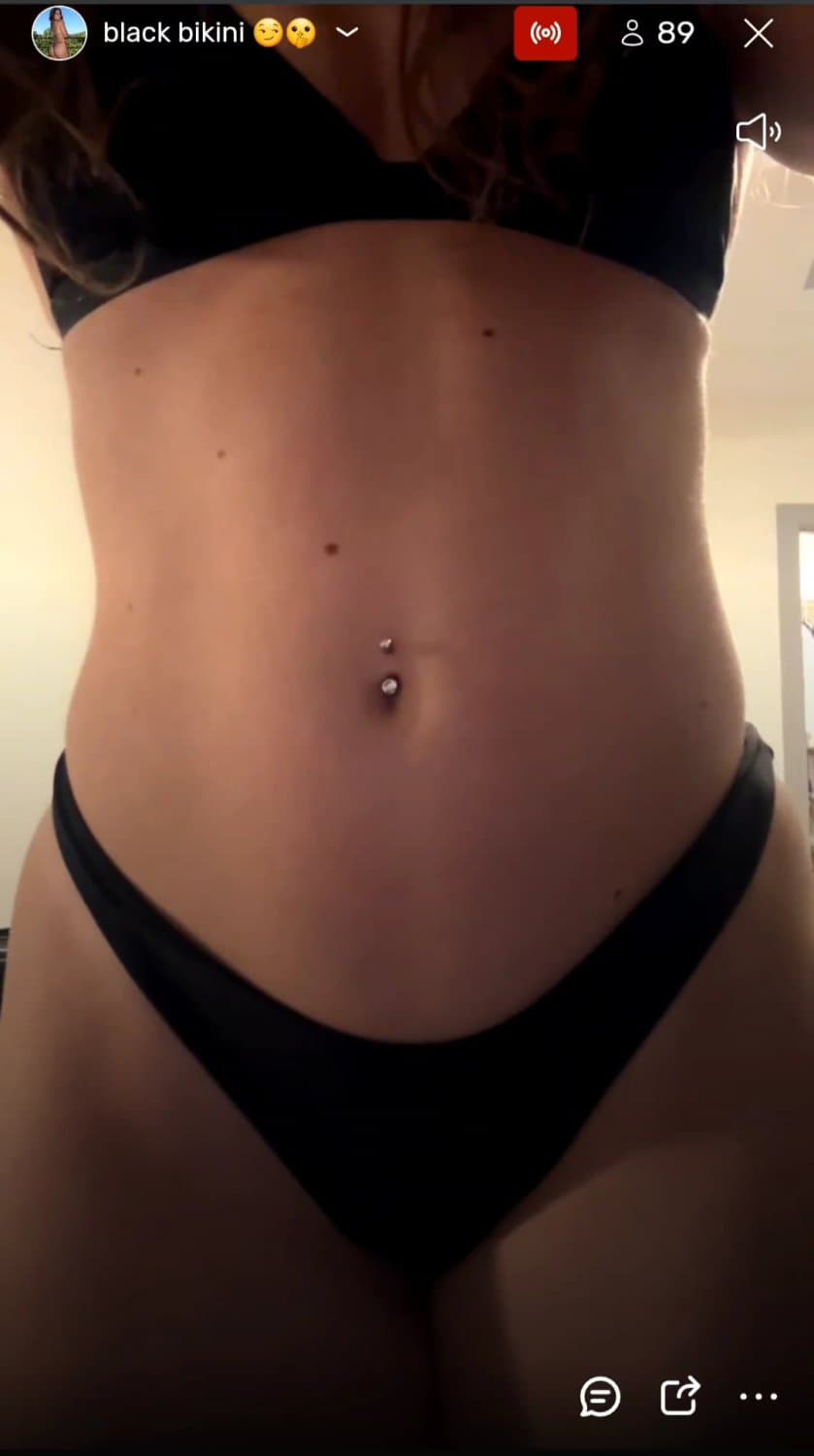 Pretty Gym Teen in Black Thong