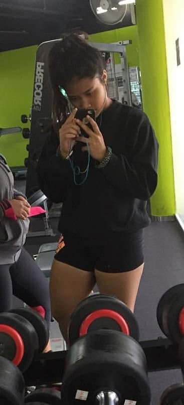 My favourite fitness girl with big thigh but I like her thigh more But she arrogance type