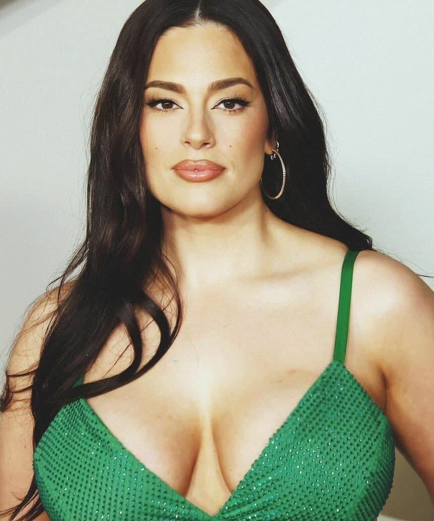 Ashley Graham is so Thick& Beautiful How I love to Titty Fuck Those Big Luscious Breast of hers PT1