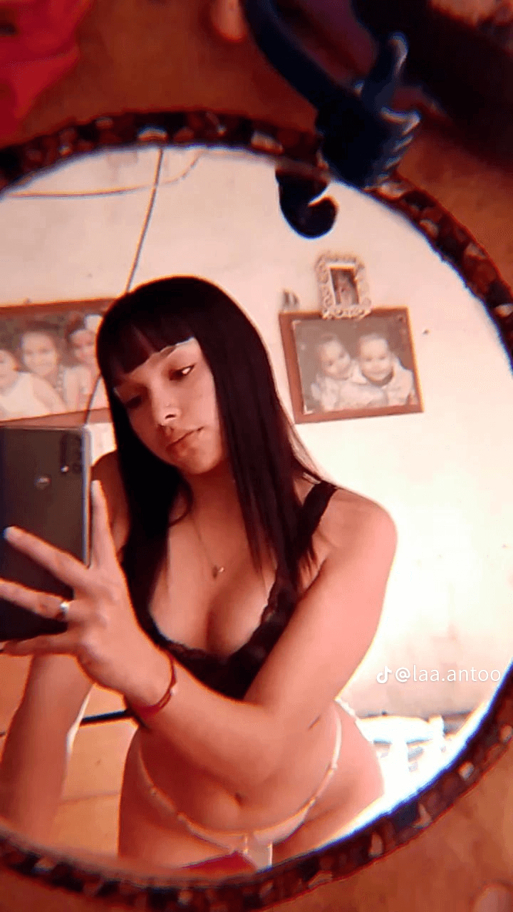 Click to view full size Antonella hermoso cuerpo ?