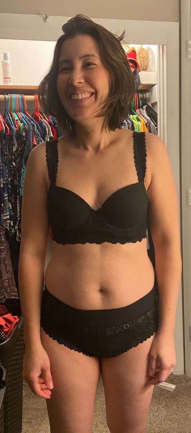 Husband shares his wife on snapchat: dontcukme