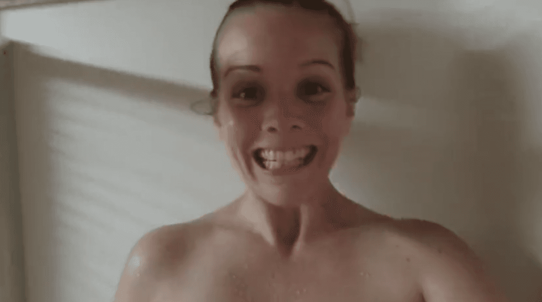 Naughty Girl Loves to Pee in Public