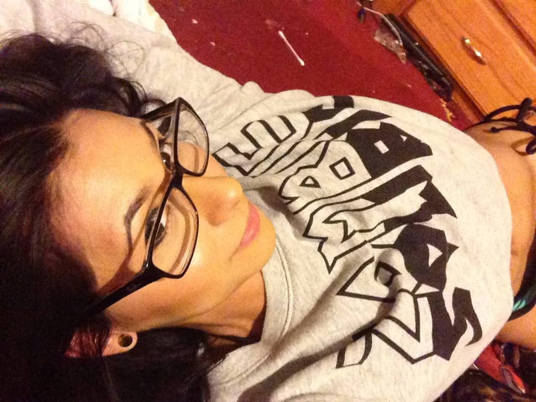 Aimee loves to dress as a naughty schoolgirl