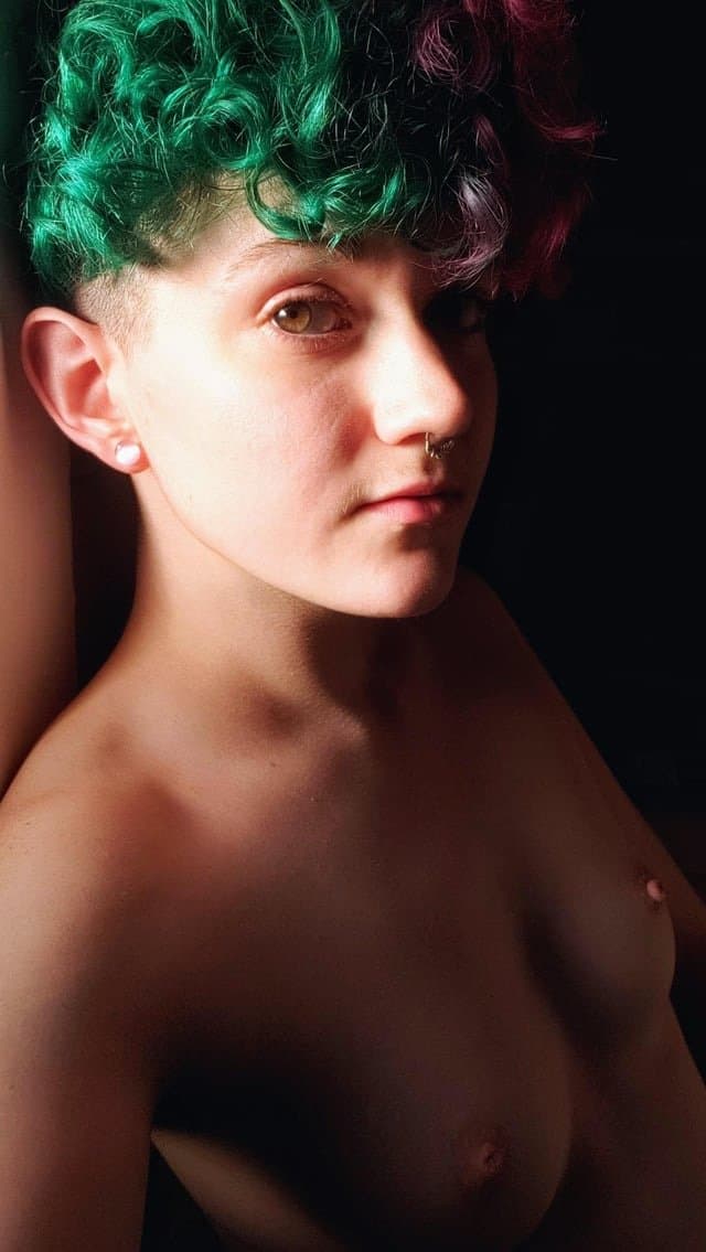 White Stud Dyke Lil Fox