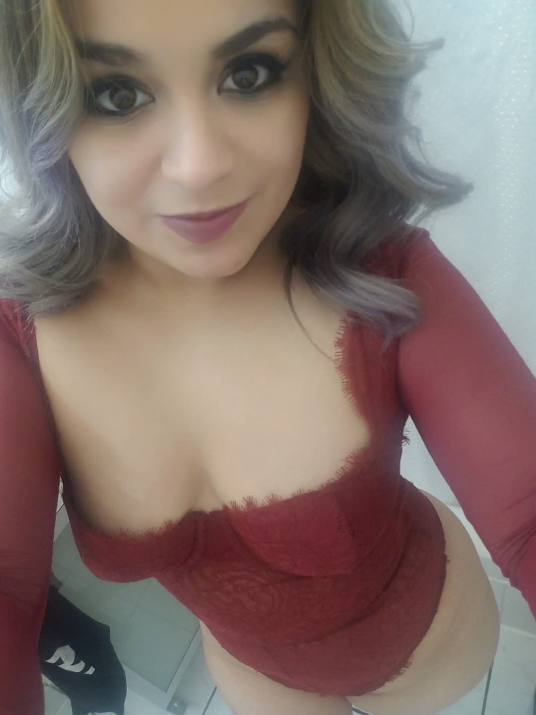 Sexy Milf Rocio From Fresno CA cheats on her Husband and sends sexy pics to Sancho