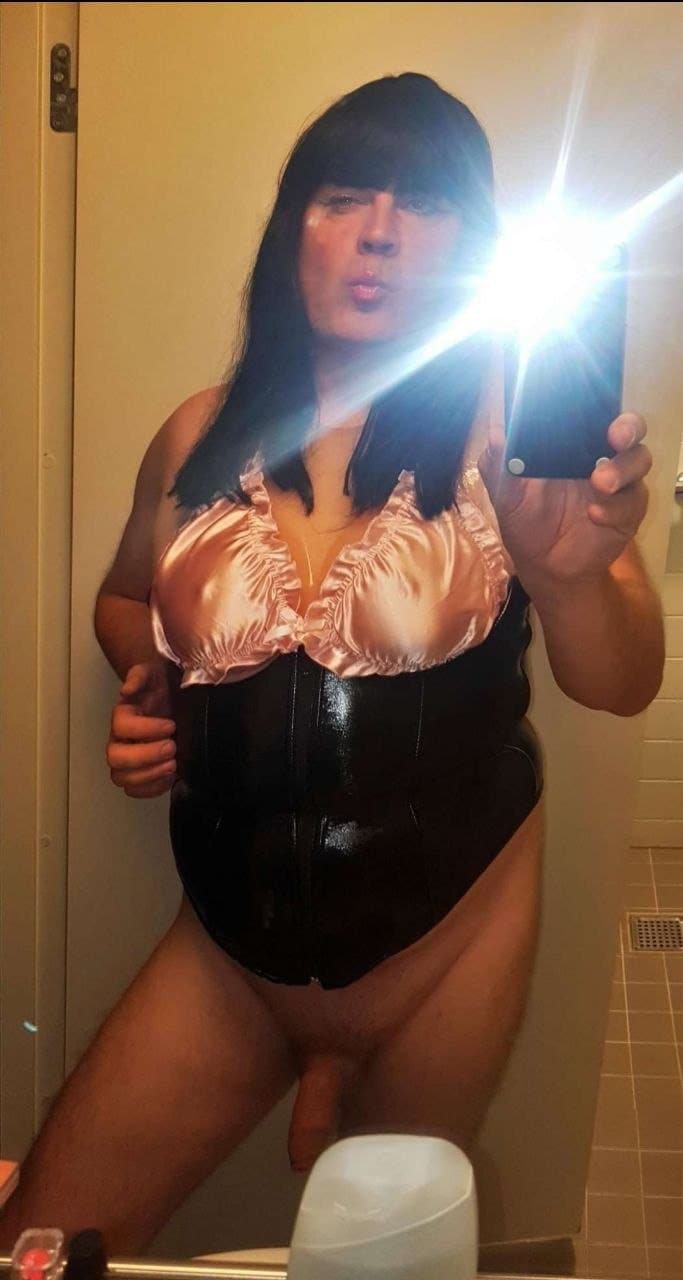 @PinkRobotamy isnt listening to her daddy so she needs to be punished