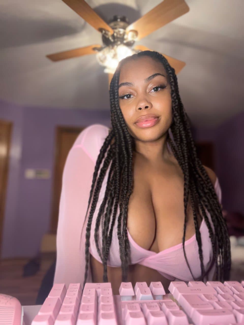 Tiddy F Ebony