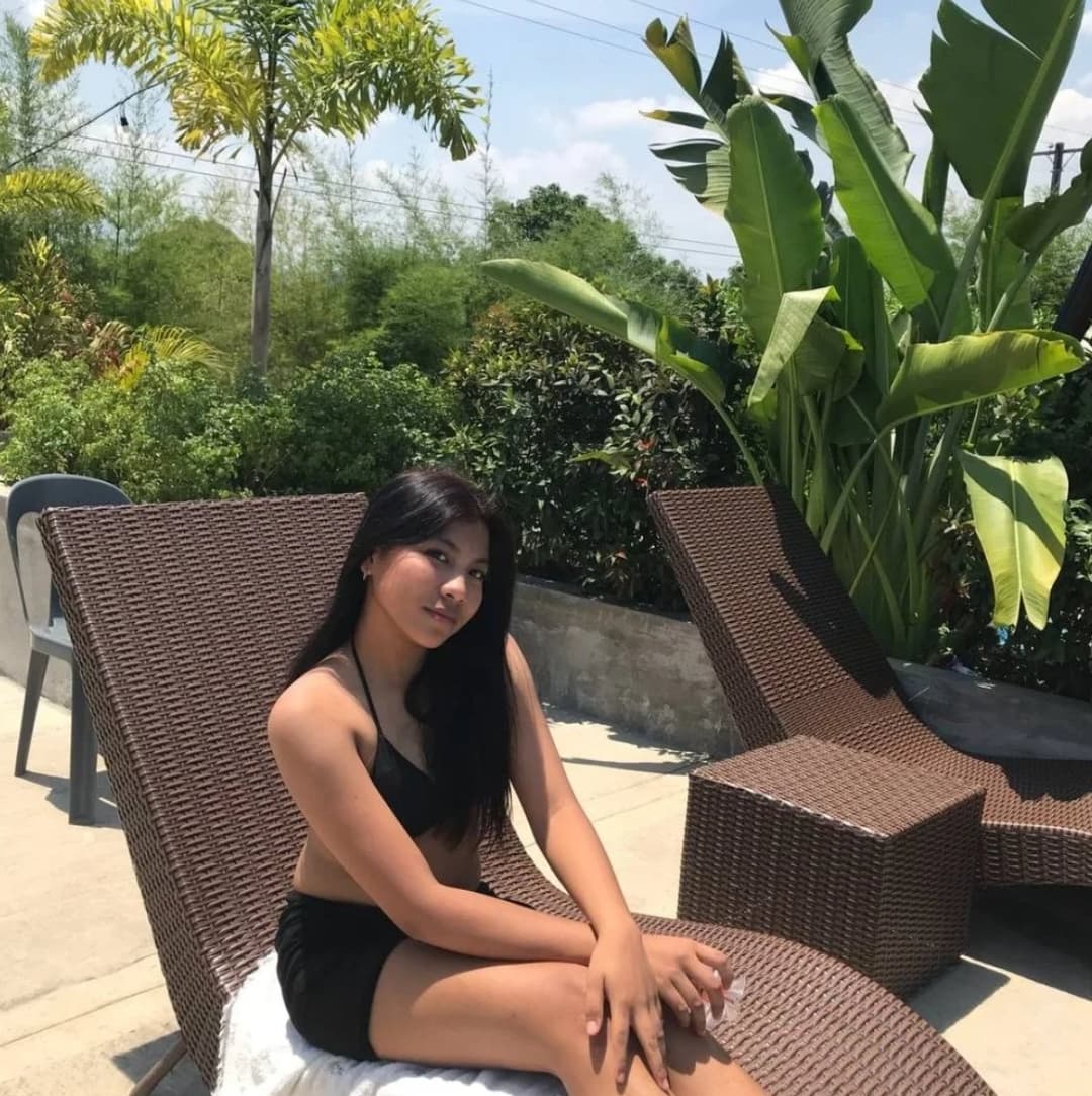 Click to view full size gostosa das Filipinas vazado