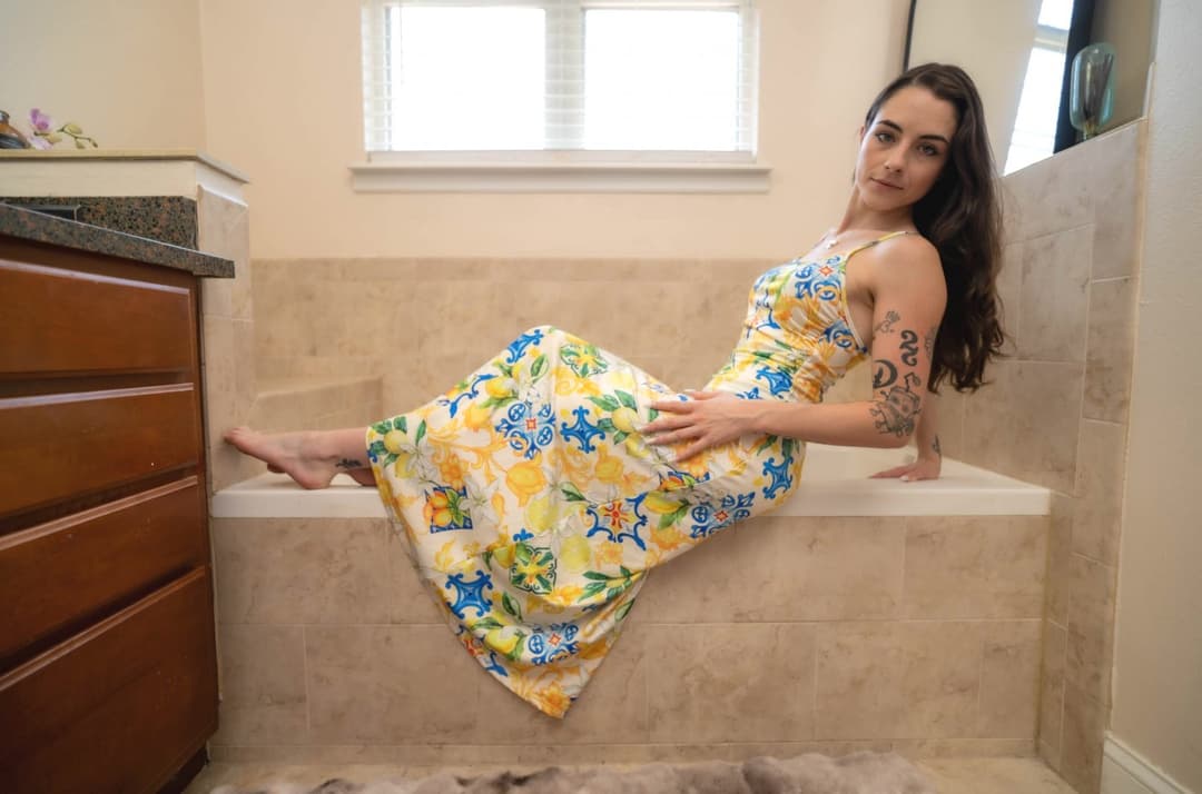 I feel so sexy in this dress