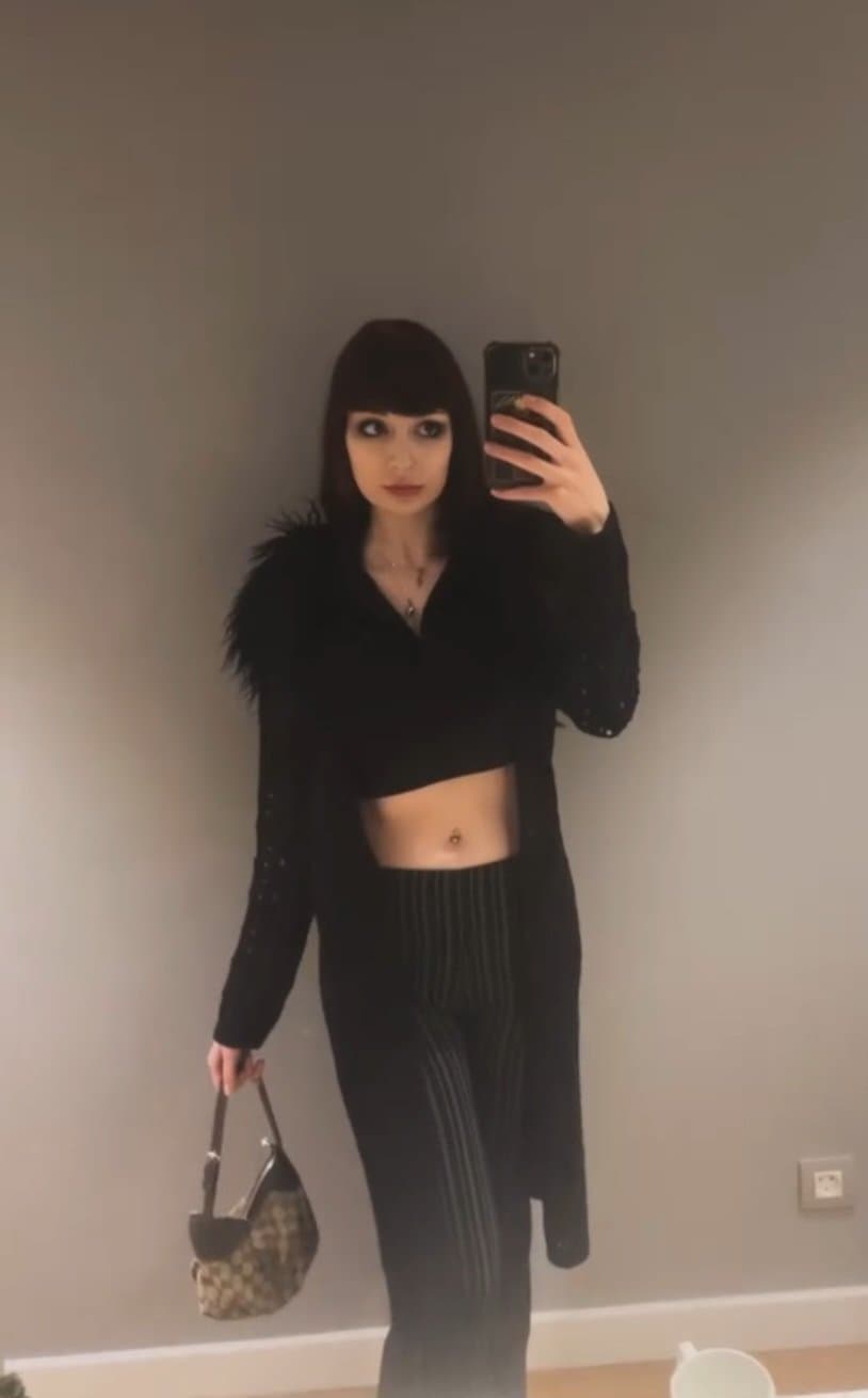 Hot slutty alt tatted emo girl slut chav uk