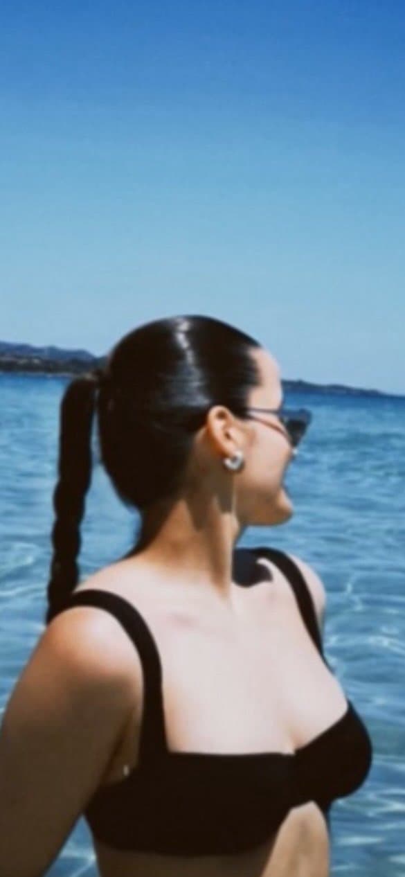 Cute German Student screams everyday for a Bukake, just with her looks. Her Face is made for cum.