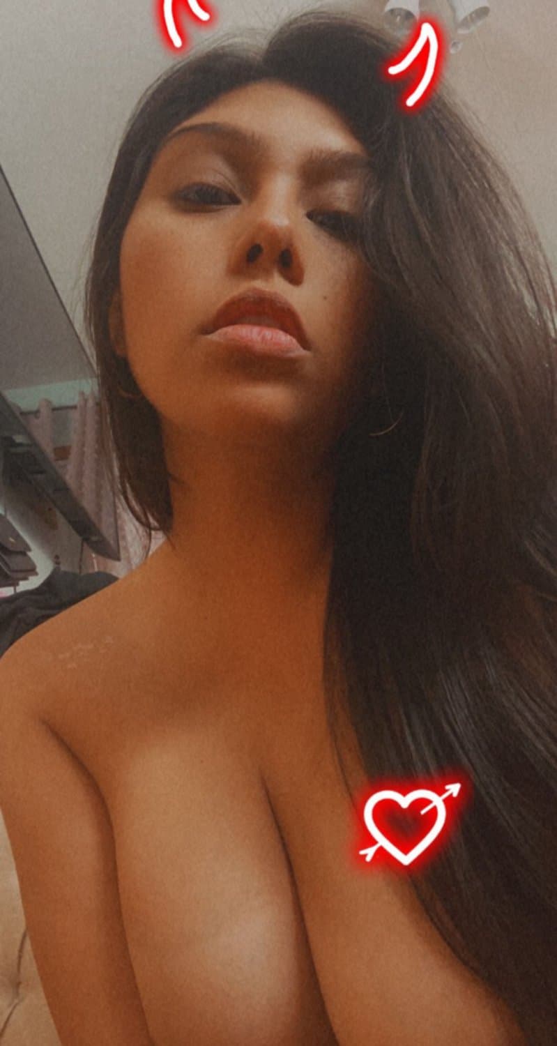 My Latina whore enjoys putting on a show in public. Kik cway5