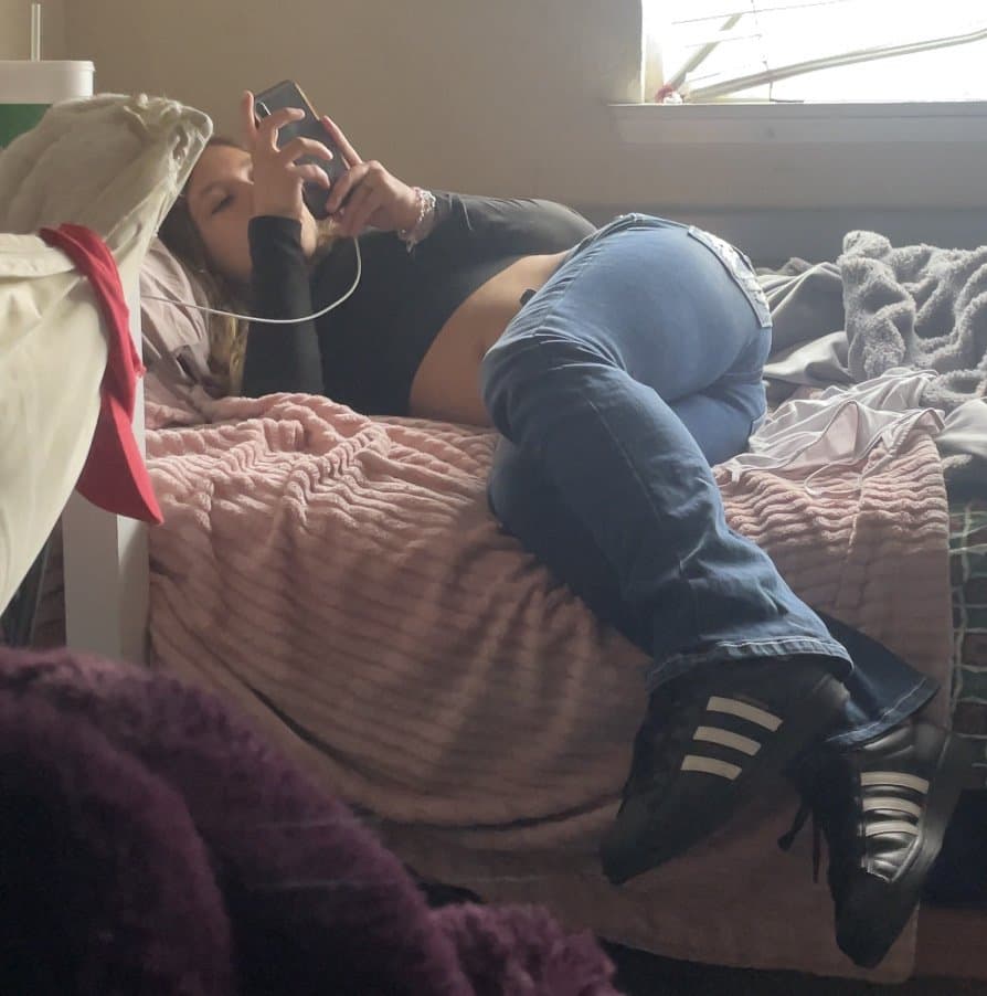 My cute teen sister, Lmk what you think about her (FAMILY SERIES)