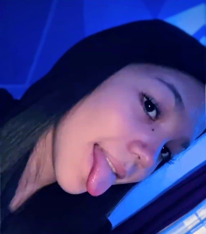 My little horny hore Soy_tu_putita  wants to be fucked in her virgin pussy and her tight virgin ass!