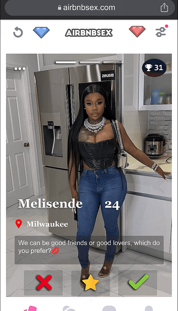 Melisende, 24, Milwaukee, US - Busty Ebony Slut Takes Thick BBC