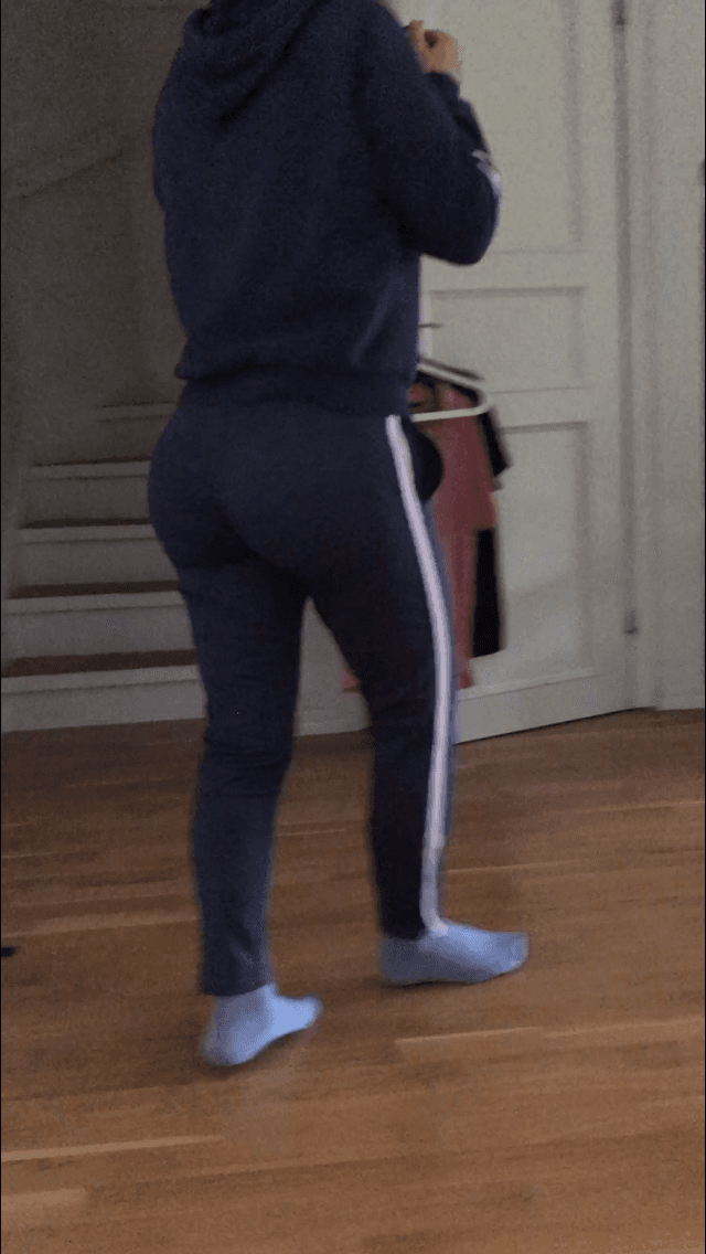 My Moms Ass Creepshots (Your Favorite Pants)