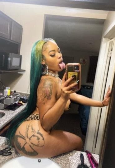 Jaszmine Puerto Rican CreamQueen