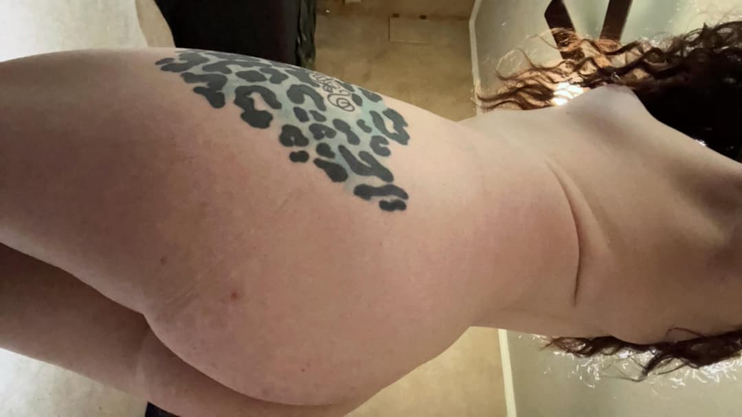 Click to view full size Tgirl Sextina pics. Hit me up