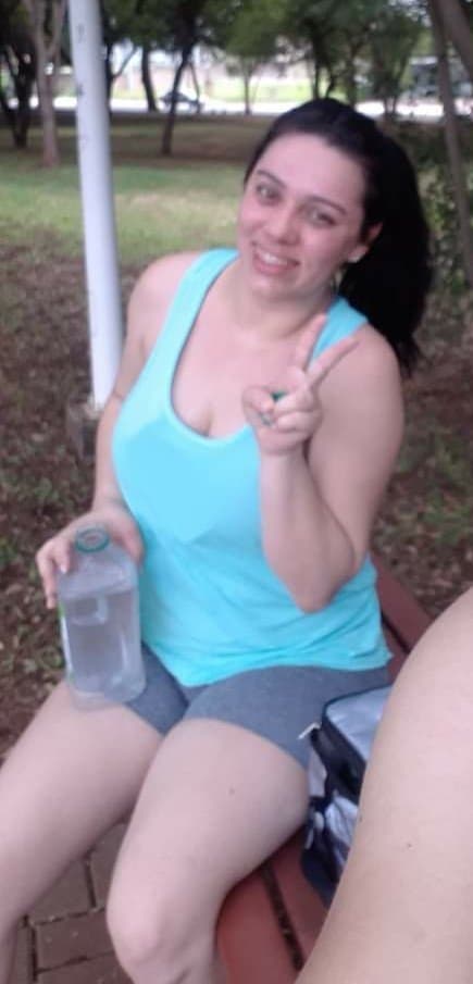 Alguém pra Goz4r Pra minha Put@ ???