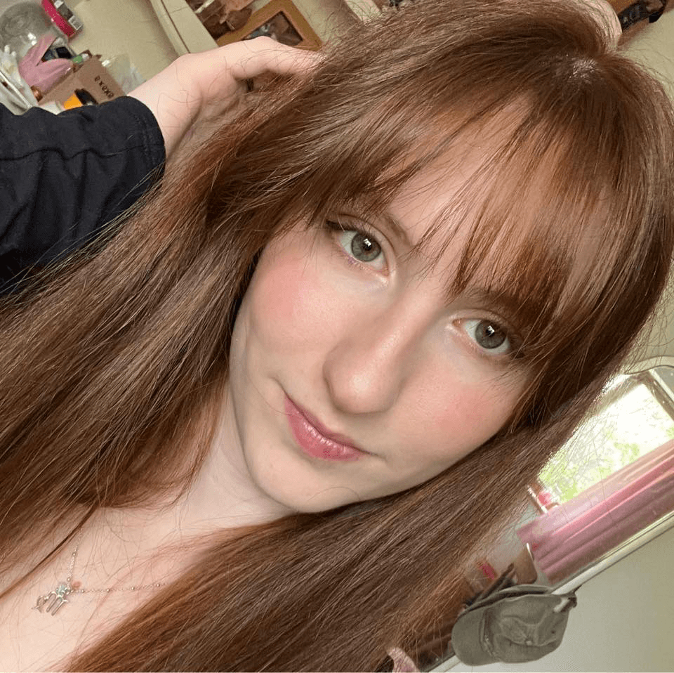 Submitted Redhead Gamer Girl Webslut Miranda