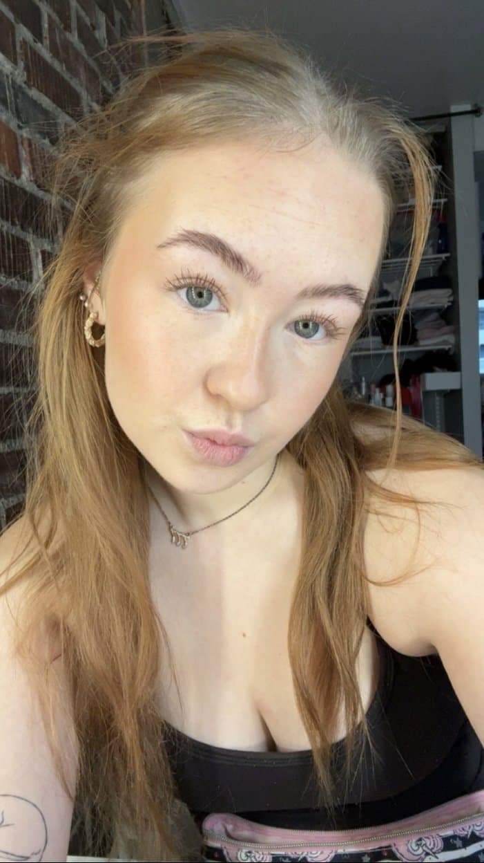 Beautiful Finnish slut Eedit needs cum on her face