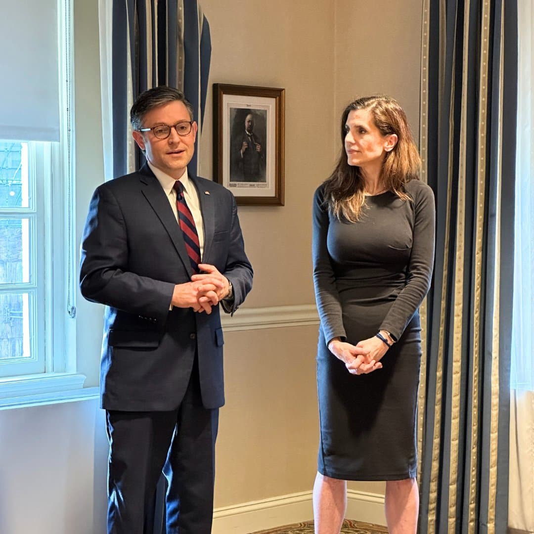 Nancy vs Nancy (Big Titty Conservative MILF vs Big Titty Liberal GILF)