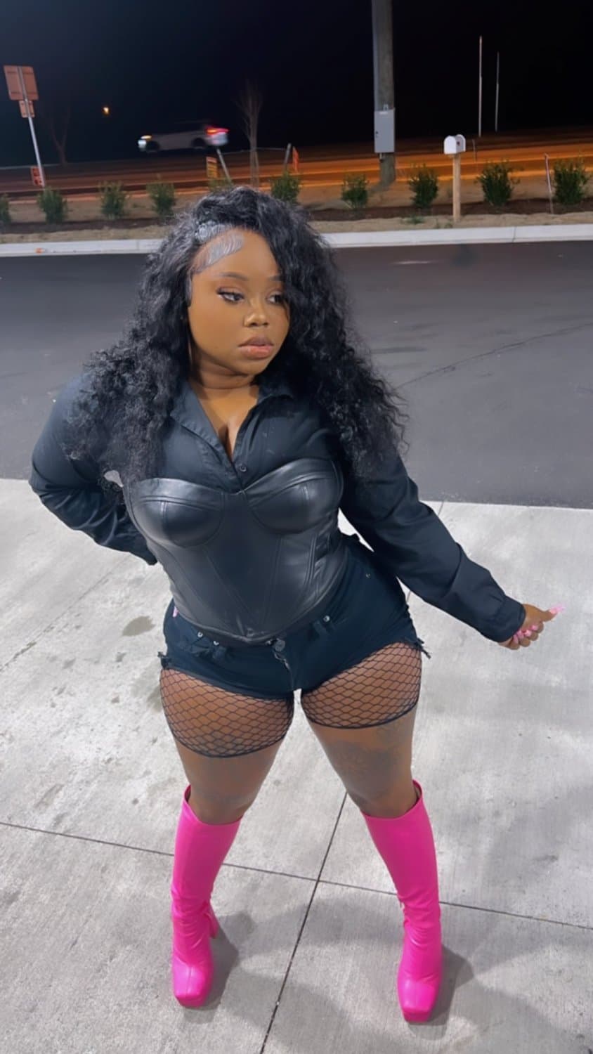 Click to view full size Bee Part 1