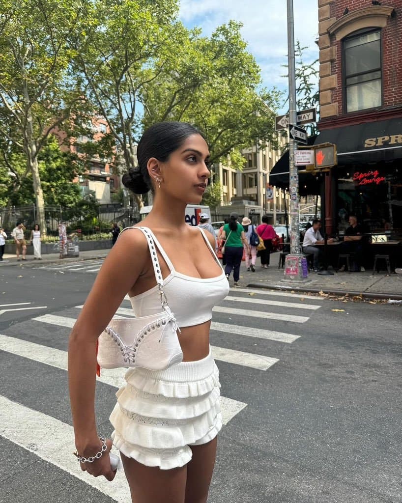 Brown desi whore needs those camel curry tits fucked by a big white cock