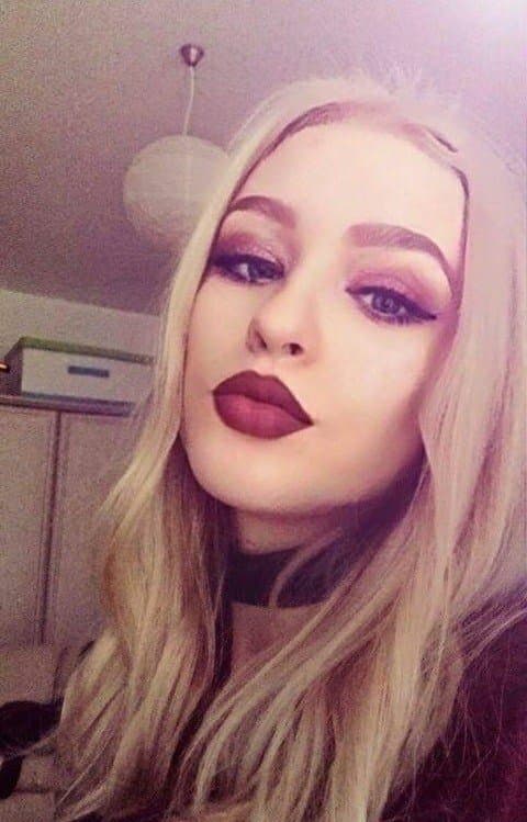 18yo Alternative Blonde Teen with Big Ass