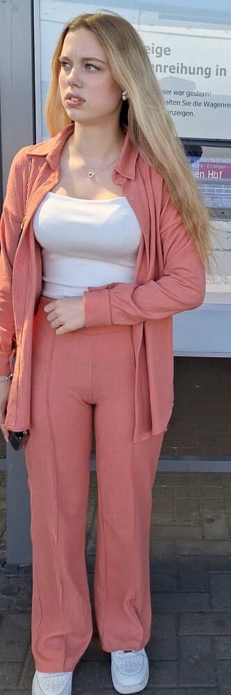 DEUTSCHE AMATEUR SCHLAMPE