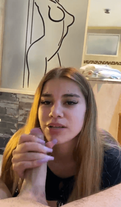 profesora de historia casada puta tetona culona petera traga leche semen mama verga alumno profesor