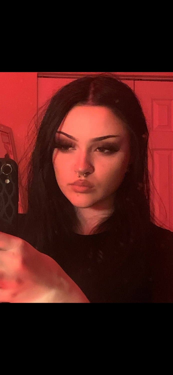 Click to view full size College Emo slut wearing collar leaked