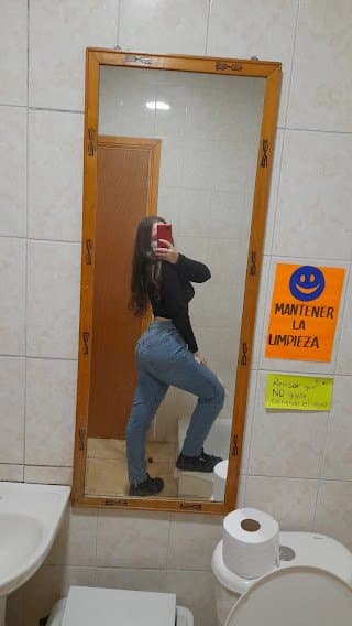 Click to view full size Slut Chilean gf ??