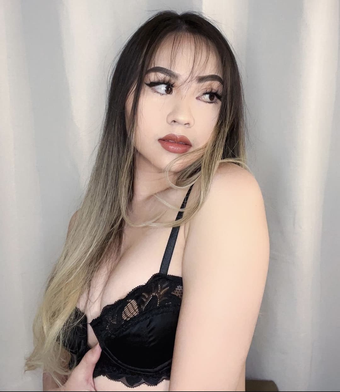 Asian Hmong Thao Chick