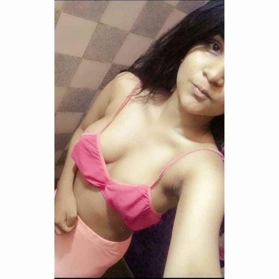 Naughty Indian schoolgirl showing her boobs