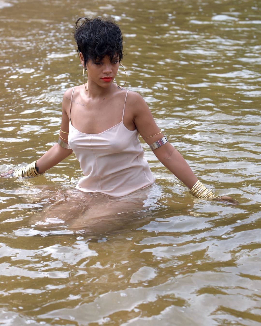 Rihanna - 2014 Vogue Brazil Outtakes v1