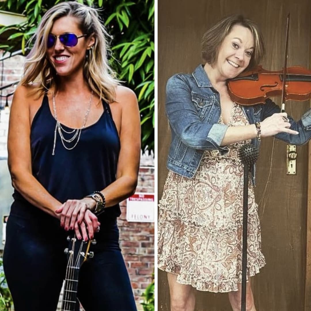 Musician Julie & wholesome Melissa stripped naked at a bar contest circa early 2000’s